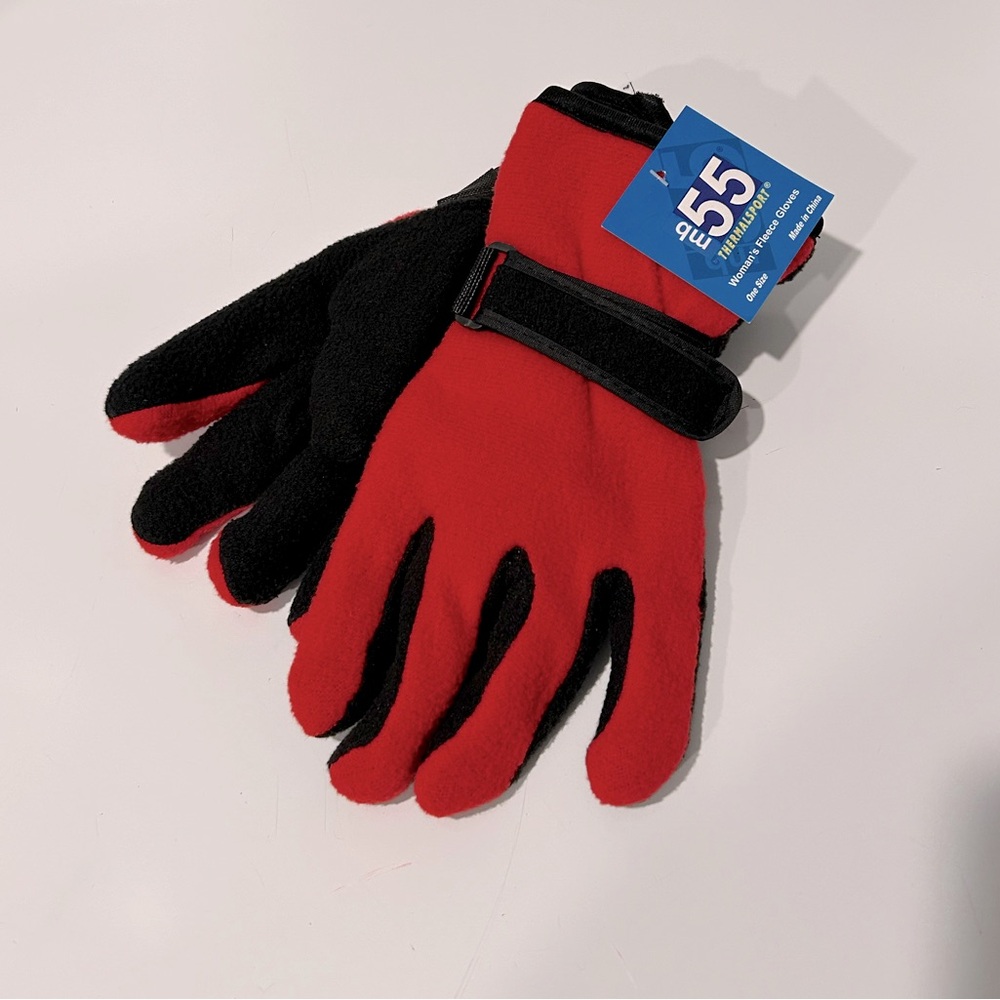 Women’s Red/Black Fleece Gloves